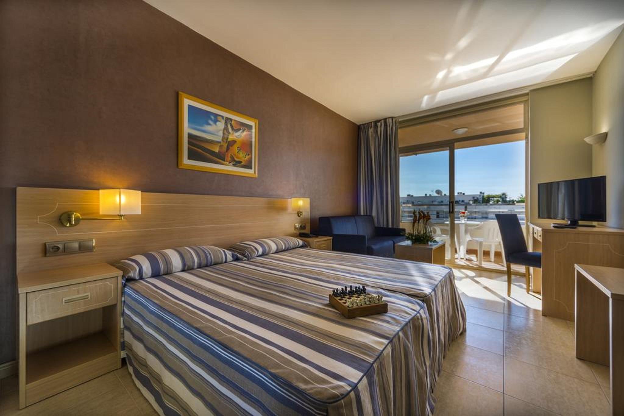 4R Gran Regina Hotel Salou Exterior photo